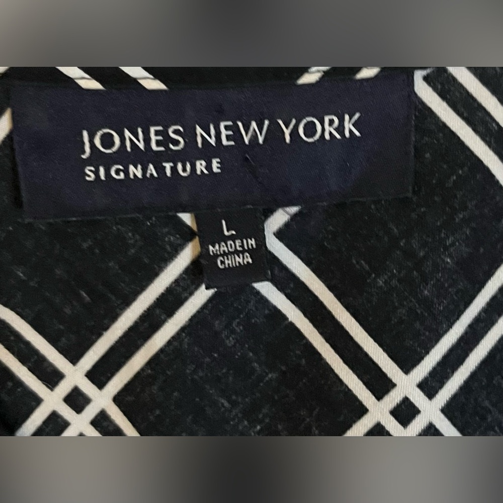 Jones New York Women's Pleat Blouse size L - Picture 11 of 11